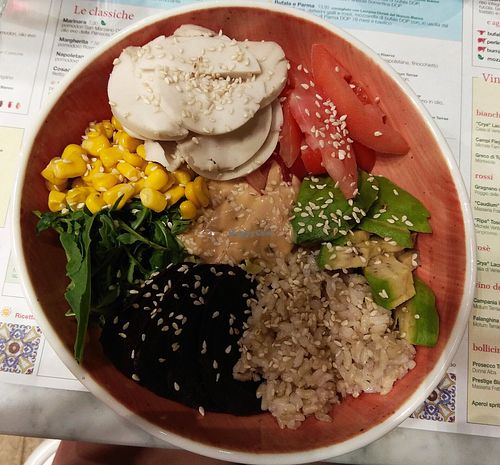 Poke bowl at Rossopomodoro in Bologna