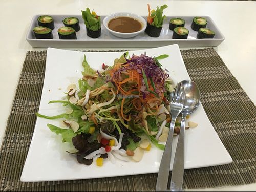 Raw Phad Thai and Avocado sushi at Ariya Organic Cafe in Bangkok