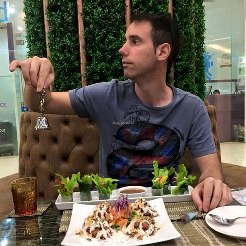 amazing Raw/Vegan Pizza& spring roll at Ariya Organic Cafe in Bangkok