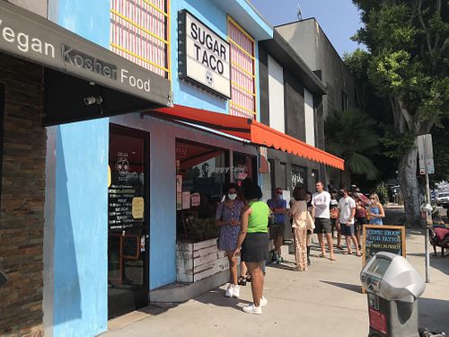 Distance ordering at Sugar Taco in Los Angeles