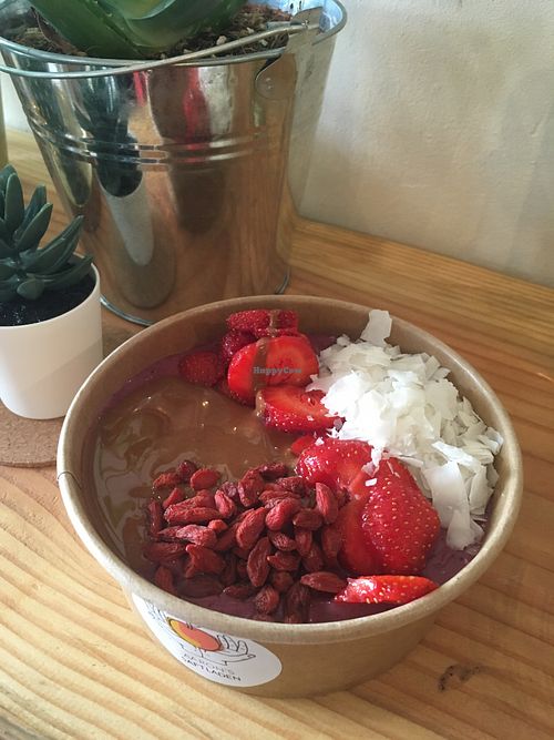 acaí bowl at Aarons Saftladen in Cologne