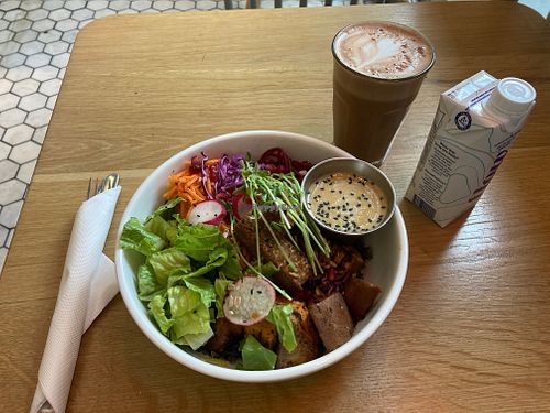 First Canadian Place (Salad) at Kupfert & Kim - Yorkville in Toronto