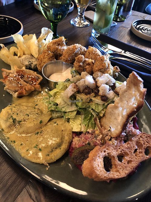 Antipasti to die for at Don Vegan in Quebec