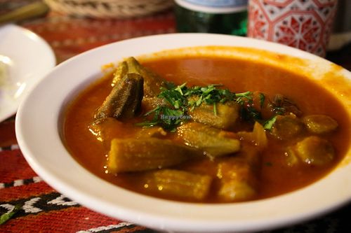 okra with tomato sauce at My Mom's Recipe in Wadi Musa
