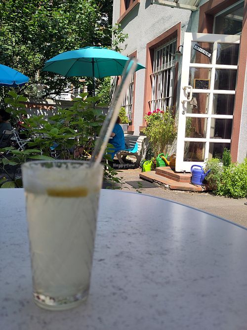  at Lesecafé in Frankfurt