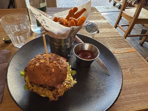   at La Cabane  in Annecy