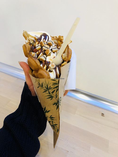 Tiramisu bubble waffle at The Cream in Barcelona