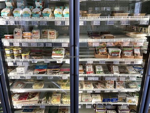 Vegan choices at Gedeelde Weelde in Maastricht