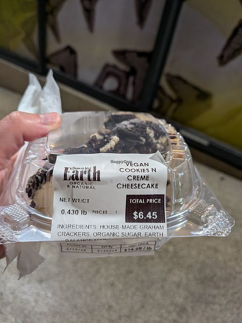 Cheesecake at Down to Earth - Store and Deli in Honolulu