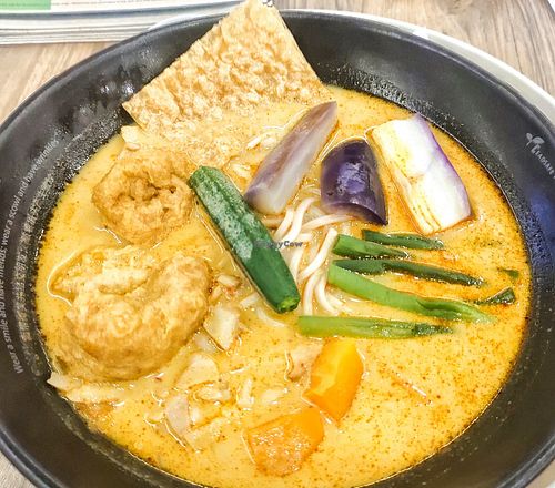 Vegan soya curry noodles at BMS Organics in Shah Alam
