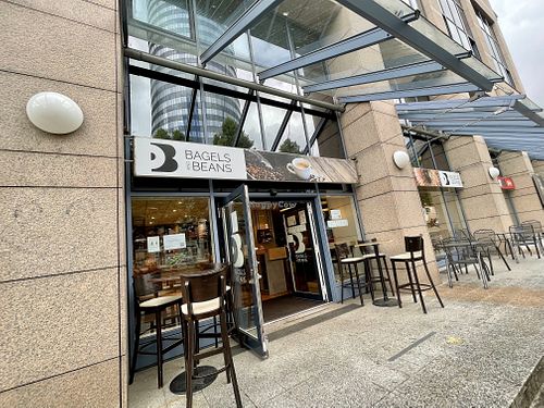 outside at Bagels & Beans in Jena