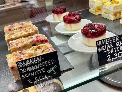 cake at Bagels & Beans in Jena