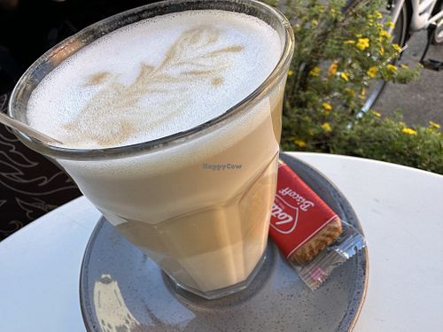 oat milk coffee  at Bewaffel Dich in Halle