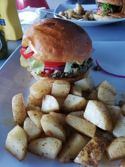 Quinoa burger at Rachel's in Lions Head