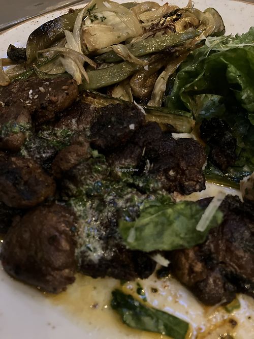   at Nic's on Beverly in Los Angeles