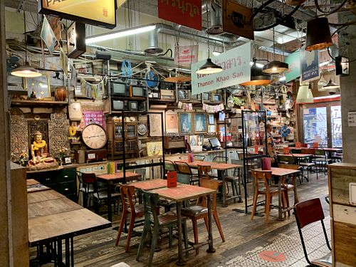 Atmosphere  at Thaikhun in Bath