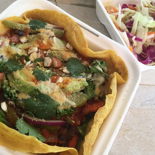 Yummie Mexican Flatbread Special at Mindful Island Eats in Kralendijk