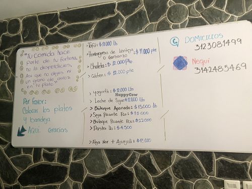 Menu board  at Tien Yueng in Ibague