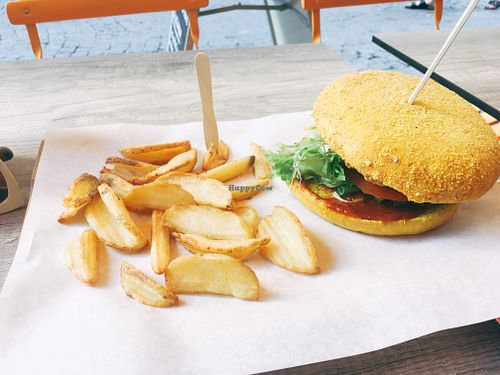 spicy burger at Gourmet Burger in Paris