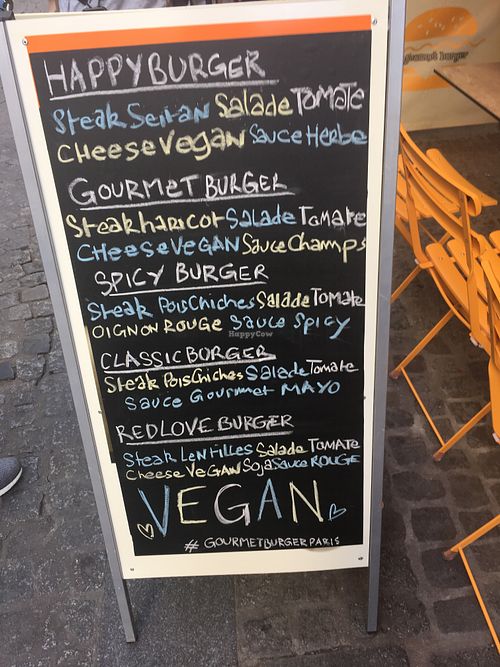 menu sign at Gourmet Burger in Paris