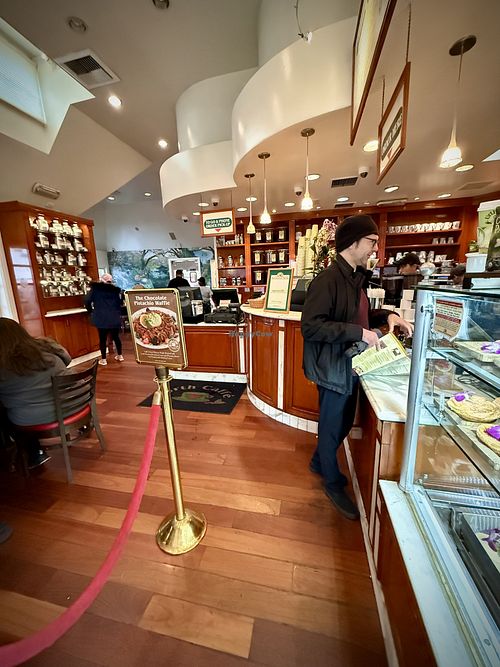   at Urth Caffe in Beverly Hills