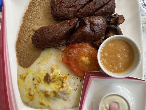 british breakfast  at VeganE & Saint Vegan in South West London