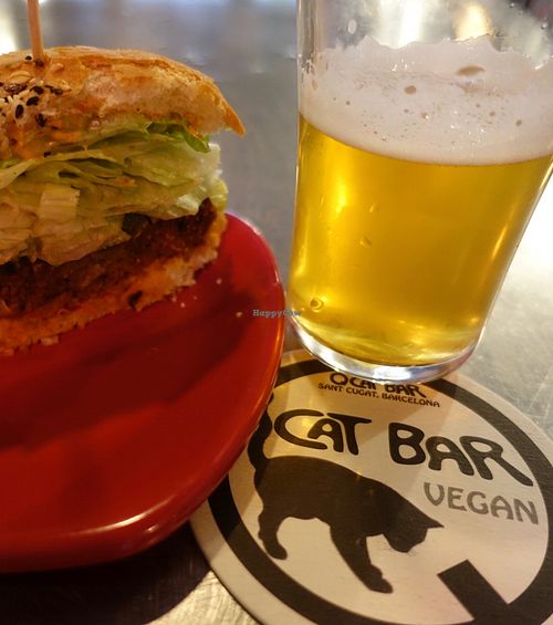 Air-Con, Burger & Beer at QCatBar in Sant Cugat Del Valles