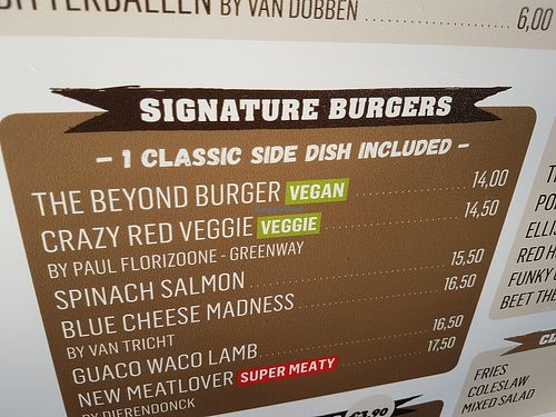 two vegan burgers at Ellis Gourmet Burger in Breda