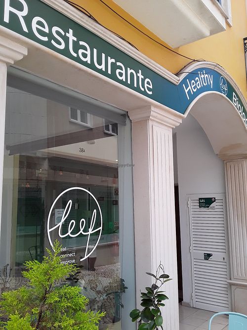 Entry at Leef in Caldas Da Rainha