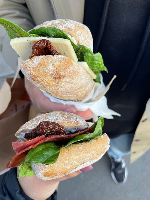  at Devi Deli göttlich vegan in Zurich