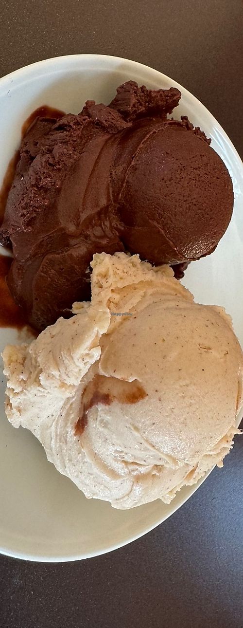   at Eisdiele Frohnatur in Kassel