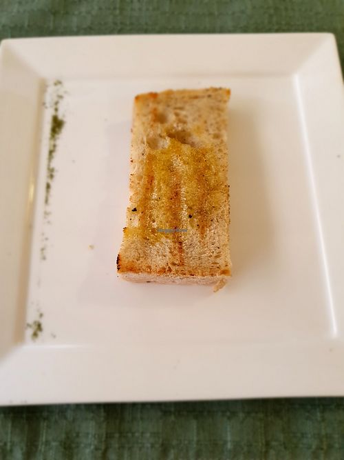 Homemade garlic bread 😋 at Dalmatino in Hvar