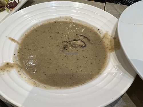 Mushroom soup -  6/10 taste funny  at Flavours by Saute 寻味•素特 in Central Singapore