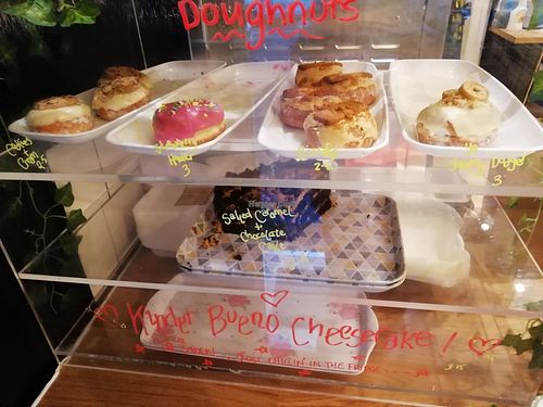 Cakes at No Mean Dogs in Glasgow