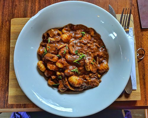 Gnocchi ao molho funghi at aHorta in Curitiba