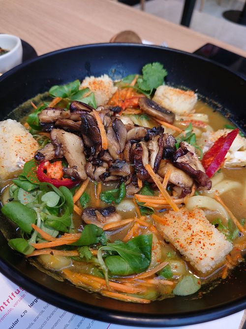 One of the main dishes, with noodles, mushrooms and crispy silk tofu at Wagamama in Azzano San Paolo