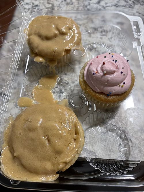 Southern Caramel cupcakes and Birthday cupcake   at SweetArt in St Louis