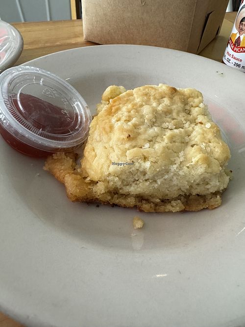 Biscuit and jam #Veganuary at SweetArt in St Louis