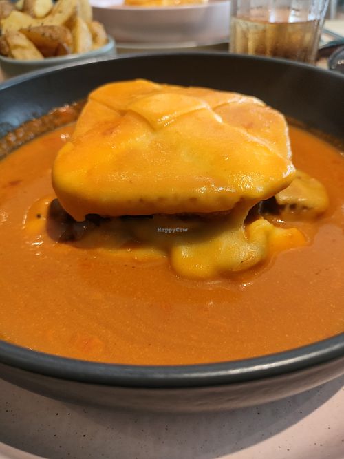  at Kind Kitchen in Porto