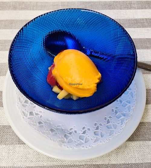 Sea buckthorn sorbet on fresh grapefruit and mangoe at MythenForum in Schwyz