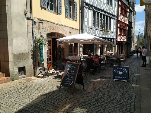 Outside, nice terrasse at What's On in Quimper