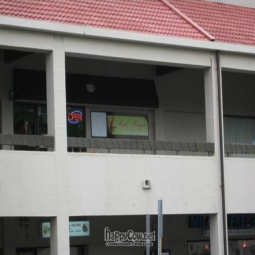 Another view of restaurant at Red Ginger Health Cafe in Honolulu