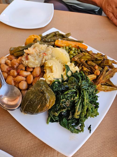 Vegan plate at Boulamatsis in Naxos
