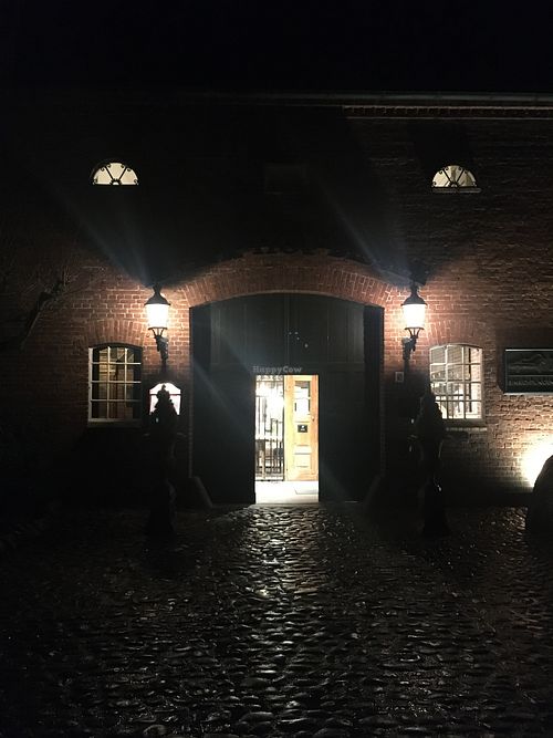 The entrance  at Antik-Hof in Bissee