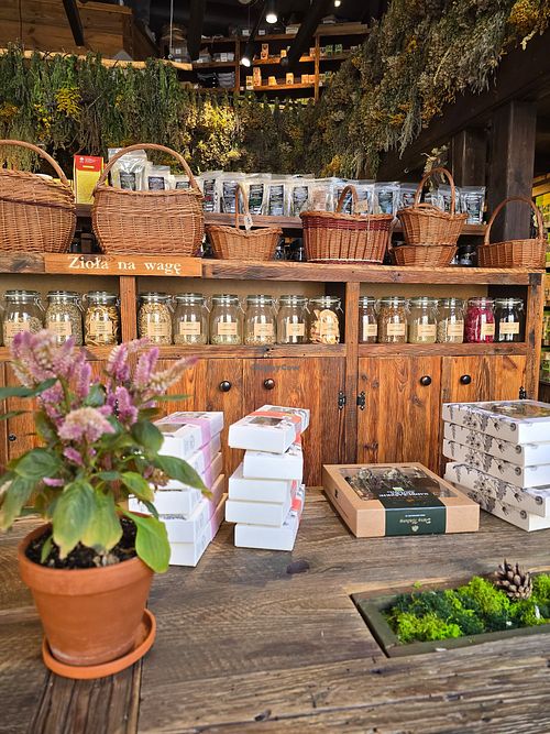 Teas at Pijalnia Ziół in Warsaw