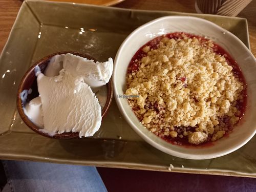 Apple crumble with iced dessert at The Cricketers in Croydon