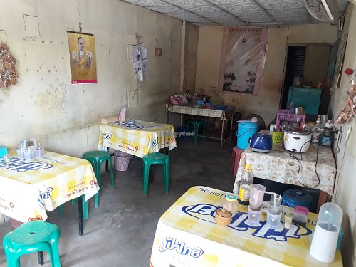 Inside Shop at Kao Man Kai Jay Vegan in Chiang Dao