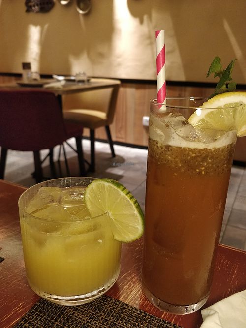 Manga margarita and tarmrid ice tea at Podi & Poriyal in Central Singapore