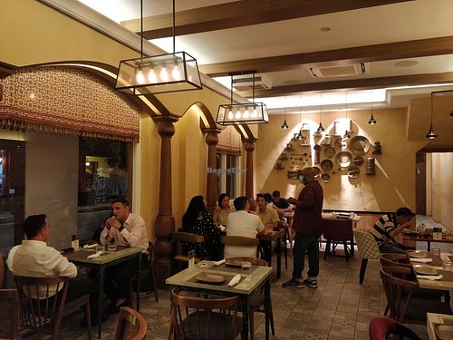 Restaurant interior at Podi & Poriyal in Central Singapore