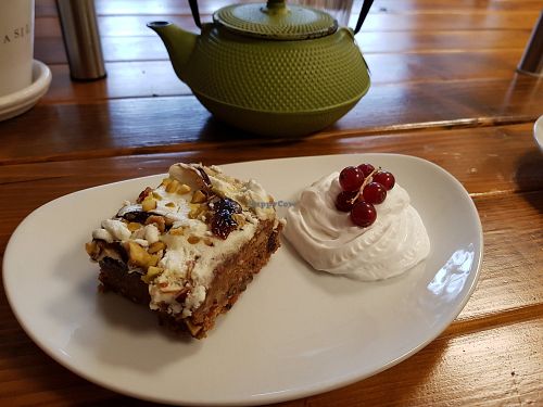 Carrot and pistachio cake at The Eating Gorilla in Penrhyndeudraeth